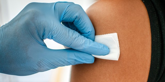 Vaccini influenzali (e non solo) anche in gravidanza: il parere degli esperti Vaccini influenzali (e non solo) anche in gravidanza: il parere degli esperti