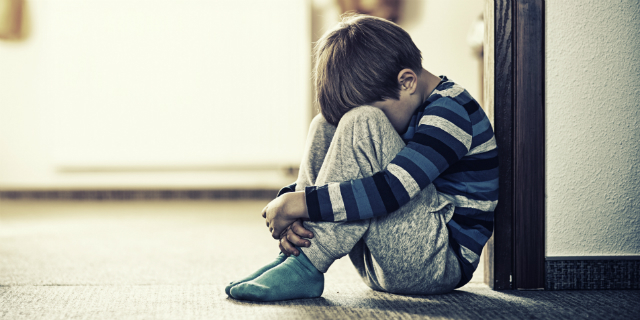 Schiaffi ai figli vietati per legge in Scozia: la proposta Schiaffi ai figli vietati per legge in Scozia: la proposta