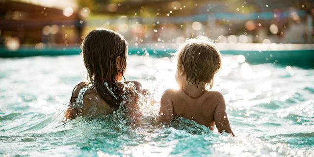 Annegamento bambini, il rischio è più alto in estate. I consigli per prevenirlo Annegamento bambini, il rischio è più alto in estate. I consigli per prevenirlo